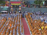 Phật tử TP.HCM mừng Đại lễ Phật đản 2017