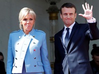 Phu nhân tân Tổng thống Pháp diện đồ đi mượn trong ngày chồng nhậm chức