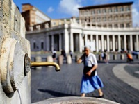 Cắt nước sinh hoạt luân phiên tại Roma, Italy do hạn hán