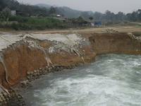Hà Tĩnh: Sạt lở nghiêm trọng tại dự án Thủy lợi Ngàn Trươi