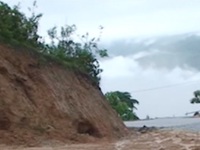 Mưa to gây sạt lở đất ở Đồng Văn, Hà Giang