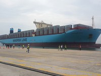 Đón tàu lớn nhất thế giới, Cái Mép thành cảng trung chuyển Quốc tế