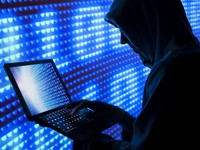 Tấn công mạng toàn cầu: Nhiều máy tính ở Ukraine dính mã độc