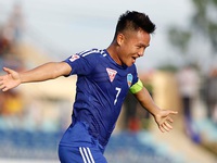 Than Quảng Ninh 1-3 Quảng Nam: Thanh Trung lập hat-trick, Quảng Nam mở hội ngay trên sân Cẩm Phả