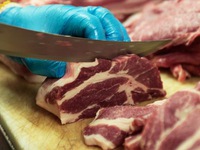 Xu hướng giảm tiêu thụ thịt trên thị trường thực phẩm thế giới