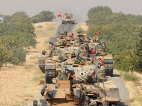 Thổ Nhĩ Kỳ giao tranh với phiến quân Syria tại Idlib