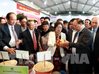 Thủ tướng khởi động sản xuất nông nghiệp công nghệ cao