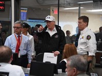 Tổng thống Mỹ tới Texas đánh giá thiệt hại sau bão Harvey