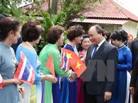 Thủ tướng gặp gỡ cộng đồng người Việt tại Thái Lan