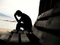 WHO: Mỗi năm có 575.000 trẻ vị thành niên tìm cách tự tử