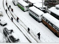 Tuyết rơi dày cản trở giao thông tại Trung Quốc