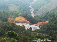 Làm rõ nguyên nhân vỡ đập chứa bùn thải ở Nghệ An