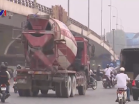 Hà Nội: Xe tải vẫn tung hoành trên các tuyến đường cấm vào giờ cao điểm