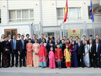 Chủ tịch Quốc hội gặp gỡ cộng đồng người Việt tại Thổ Nhĩ Kỳ