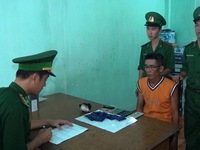 Bắt giữ đối tượng vận chuyển hơn 1.600 viên ma túy tổng hợp tại Quảng Trị