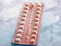 Thuốc tránh thai hàng ngày ít gây nguy cơ ung thư buồng trứng