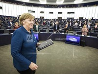 Đức kêu gọi châu Âu thành lập quân đội riêng