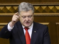 Tổng thống Ukraine cảnh báo nguy cơ chiến tranh toàn diện với Nga