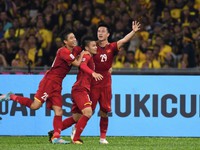 Chung kết lượt đi AFF Cup 2018 ĐT Malaysia 2-2 ĐT Việt Nam: Hoà kịch tính, chờ đợi trận lượt về ở Mỹ Đình!