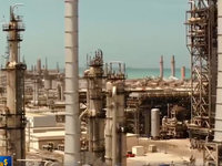 Iran tuyên bố duy trì bán dầu bằng mọi giá