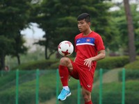 HLV Park giữ Trọng Hoàng, loại Thanh Bình khỏi danh sách dự Asian Cup 2019