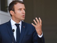 Pháp nỗ lực hạ nhiệt căng thẳng thương mại