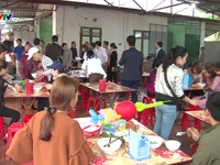Hà Nội: Kiểm tra an toàn thực phẩm tại lễ hội Đền Sóc