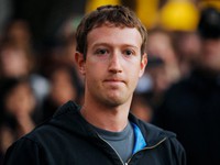 Các cổ đông Facebook tìm cách hạ bệ Mark Zuckerberg