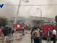 Cháy lớn nhà máy may Hàn Quốc tại KCN Khai Quang (Vĩnh Phúc)