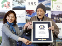 Cụ ông Nhật Bản lập kỷ lục người đàn ông cao tuổi nhất thế giới