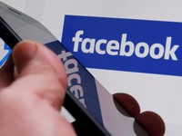Facebook tạm dừng hoạt động 200 ứng dụng