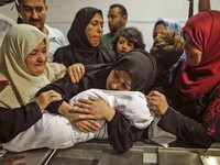 Bé gái 8 tháng tuổi thiệt mạng vì hơi cay tại Dải Gaza