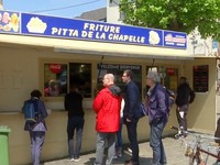 Bỉ: Cải tiến cửa hàng bán khoai tây chiên để hút khách