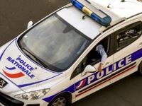 Xả súng ở Pháp khiến 2 người thiệt mạng