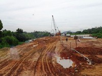 Cao tốc Đà Nẵng - Quảng Ngãi lại chậm tiến độ