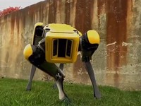 SpotMini - Chó robot thế hệ mới
