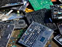 Hiểm họa sức khỏe và môi trường từ rác thải điện tử