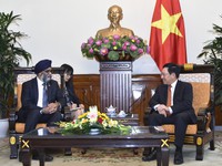 Canada mong muốn hợp tác quốc phòng lâu dài với Việt Nam