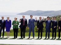 Tổng thống Mỹ thay đổi lịch trình, rời Hội nghị thượng đỉnh G7 sớm để đến Singapore