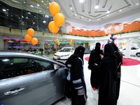 Triển lãm ô tô dành riêng cho phụ nữ tại Saudi Arabia