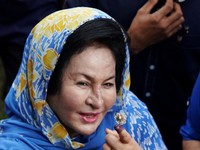 Vợ cựu Thủ tướng Malaysia bị kiện đòi lại số trang sức trị giá gần 15 triệu USD