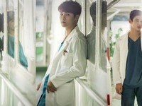 Ha Ji Won tái ngộ khán giả Việt qua phim mới 'Con tàu y đức'