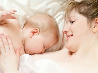 Chăm sóc đúng cách sản phụ và em bé sau sinh