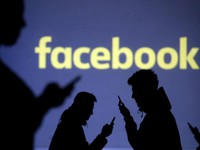 Cổ phiếu Facebook mất 150 tỷ USD giá trị vốn hóa