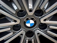 BMW tăng giá xe tại Trung Quốc do căng thẳng thương mại với Mỹ
