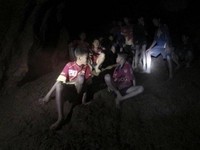 3 phương án giải cứu đội bóng thiếu niên Thái Lan mắc kẹt trong hang