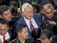 Cựu Thủ tướng Malaysia Najib đối mặt với bản án 20 năm tù