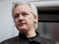 Nhà sáng lập WikiLeaks xem xét ra làm chứng trước Ủy ban Thượng viện Mỹ