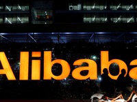 Cổ phiếu Alibaba sụt giảm bất chấp doanh thu tăng kỷ lục
