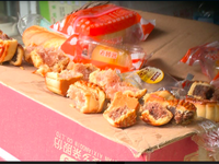 Hà Nội: Bắt giữ lô hàng bánh trung thu siêu rẻ